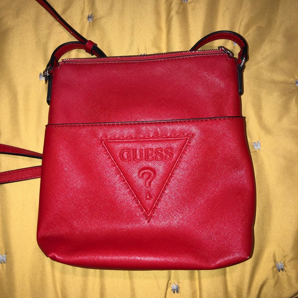 GUESS Crossbody bag